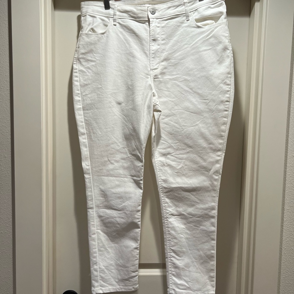 Old Navy Women's Cropped White Jeans